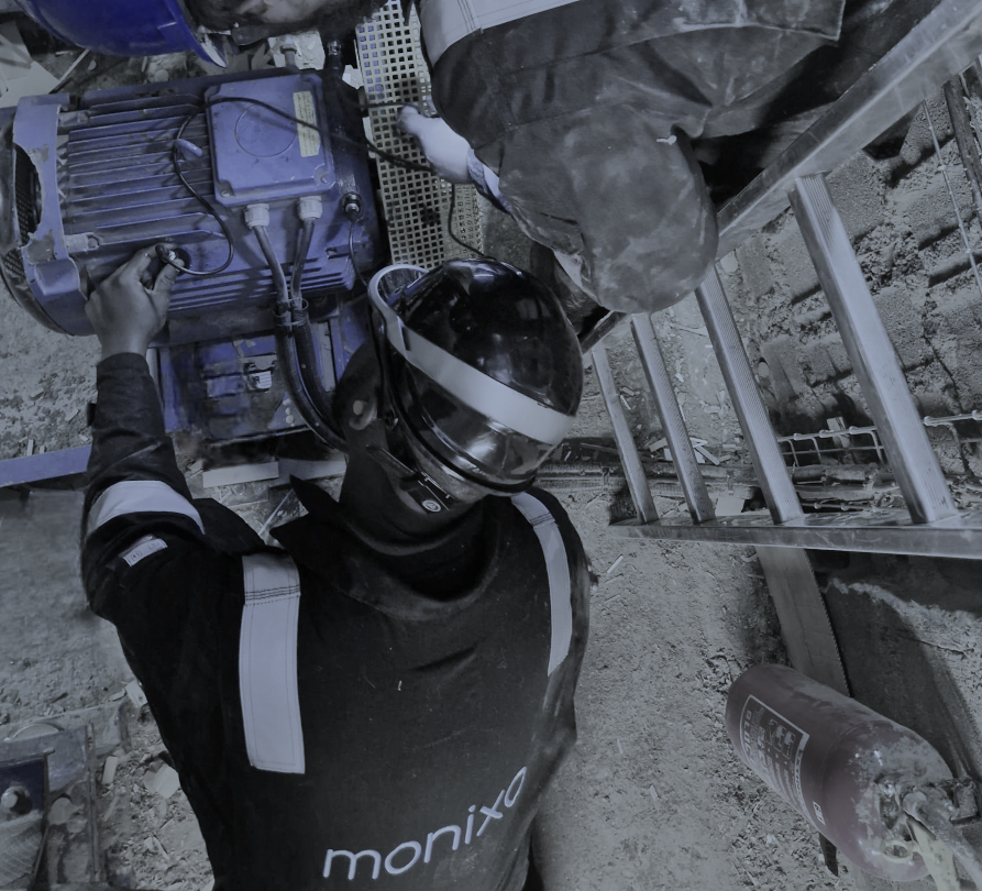 Moniteur installé sur moteur